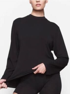 SKIMS BOYFRIEND LONG SLEEVE T SHIRT IN ONYX NWT Size 2X